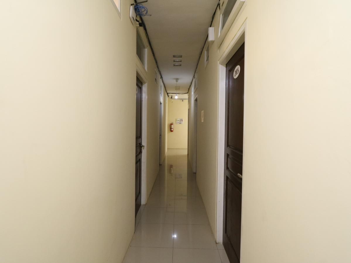Kamar Keluarga Ungaran Hotel Jakarta Kültér fotó