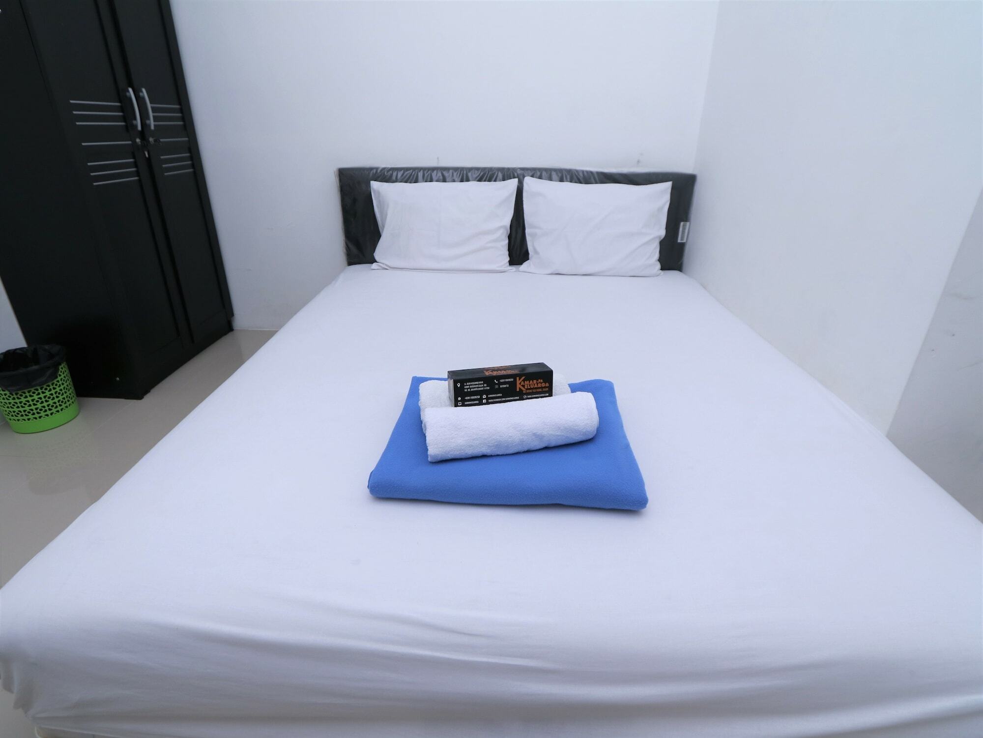 Kamar Keluarga Ungaran Hotel Jakarta Kültér fotó